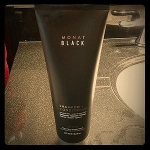 Monat Shampoo and Conditioner